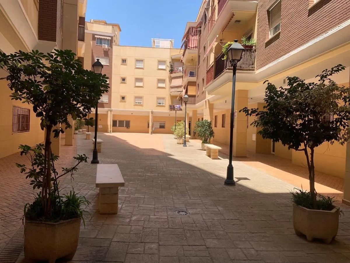 Piso de 3 dormitorios cerca de la playa Málaga Apartamento